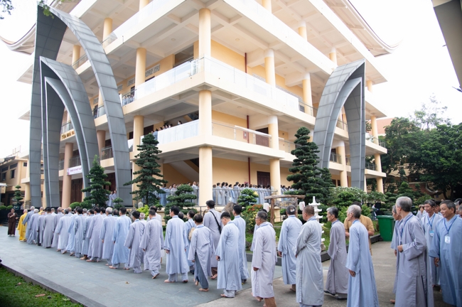 Opening the 106th Seven-Day Retreat