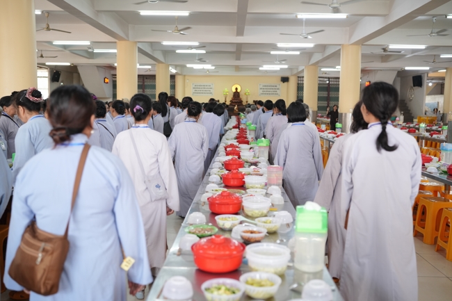 Opening the 106th Seven-Day Retreat