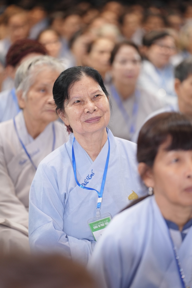 Opening the 106th Seven-Day Retreat