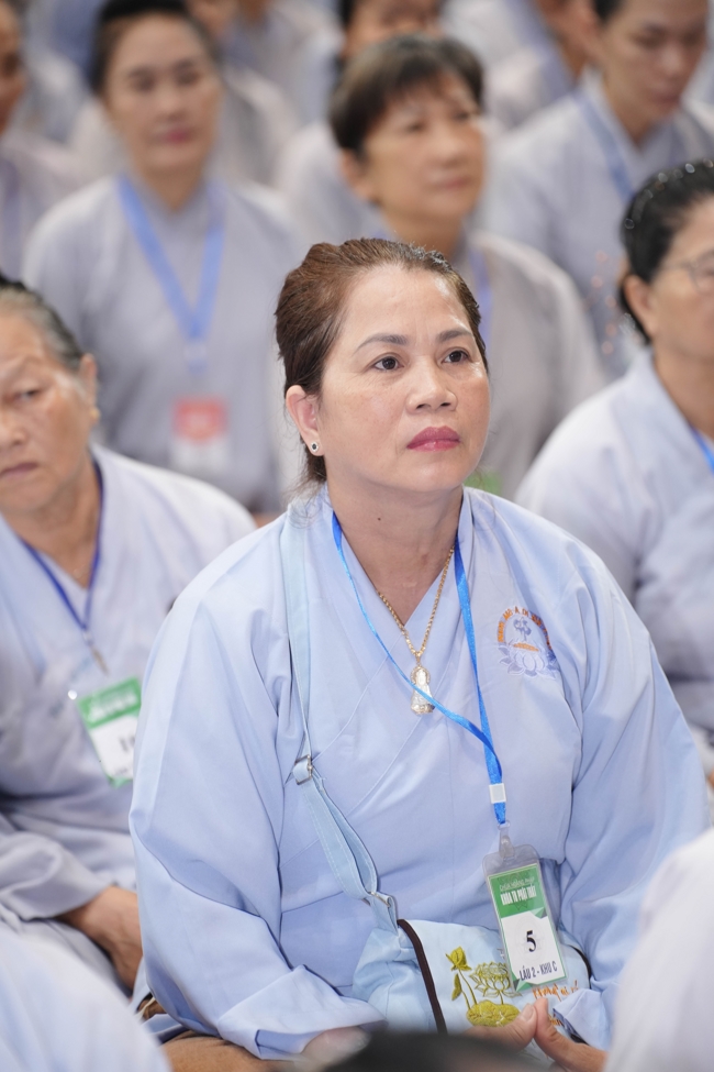 Opening the 106th Seven-Day Retreat