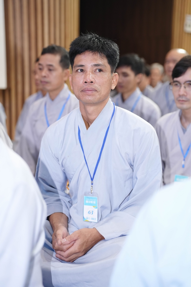 Opening the 106th Seven-Day Retreat