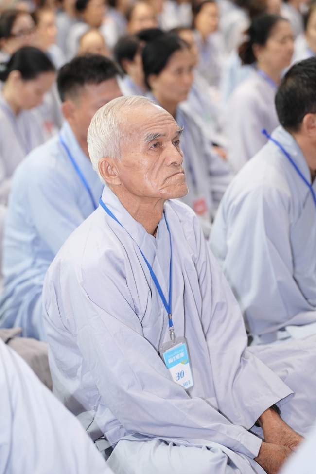 Opening the 106th Seven-Day Retreat