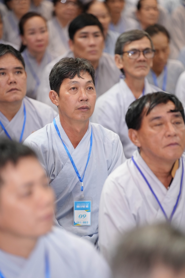 Opening the 106th Seven-Day Retreat