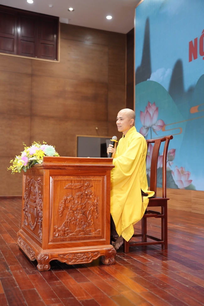 Opening the 106th Seven-Day Retreat