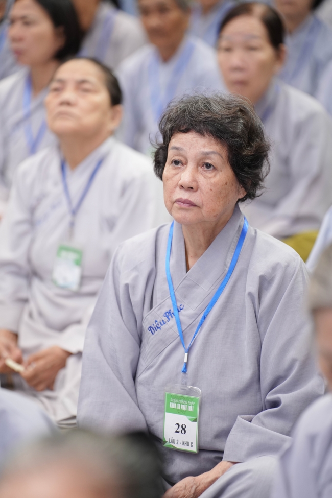 Opening the 106th Seven-Day Retreat