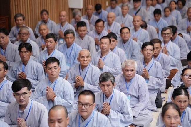 Opening the 106th Seven-Day Retreat