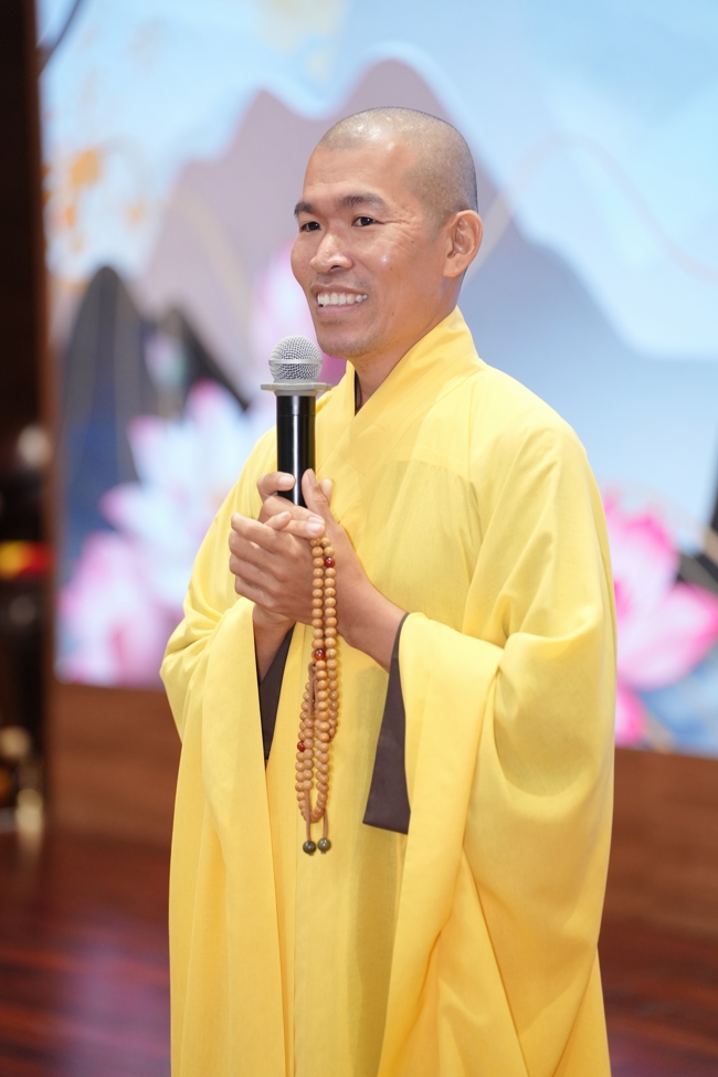 Opening the 106th Seven-Day Retreat