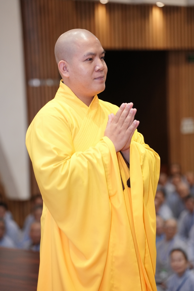 Opening the 106th Seven-Day Retreat