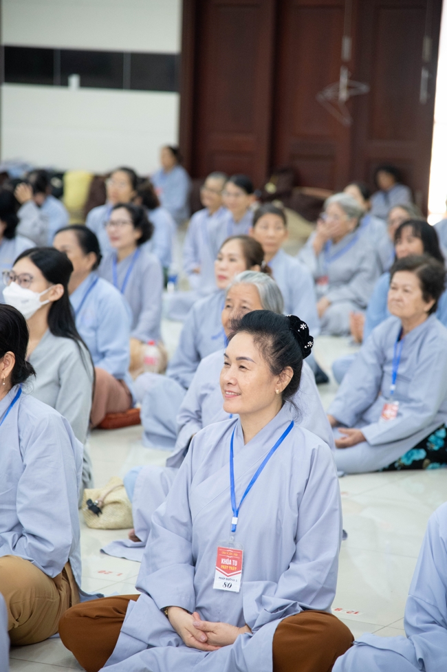 Opening the 106th Seven-Day Retreat