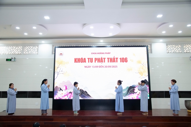 Opening the 106th Seven-Day Retreat