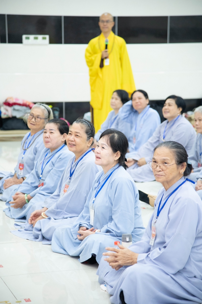 Opening the 106th Seven-Day Retreat