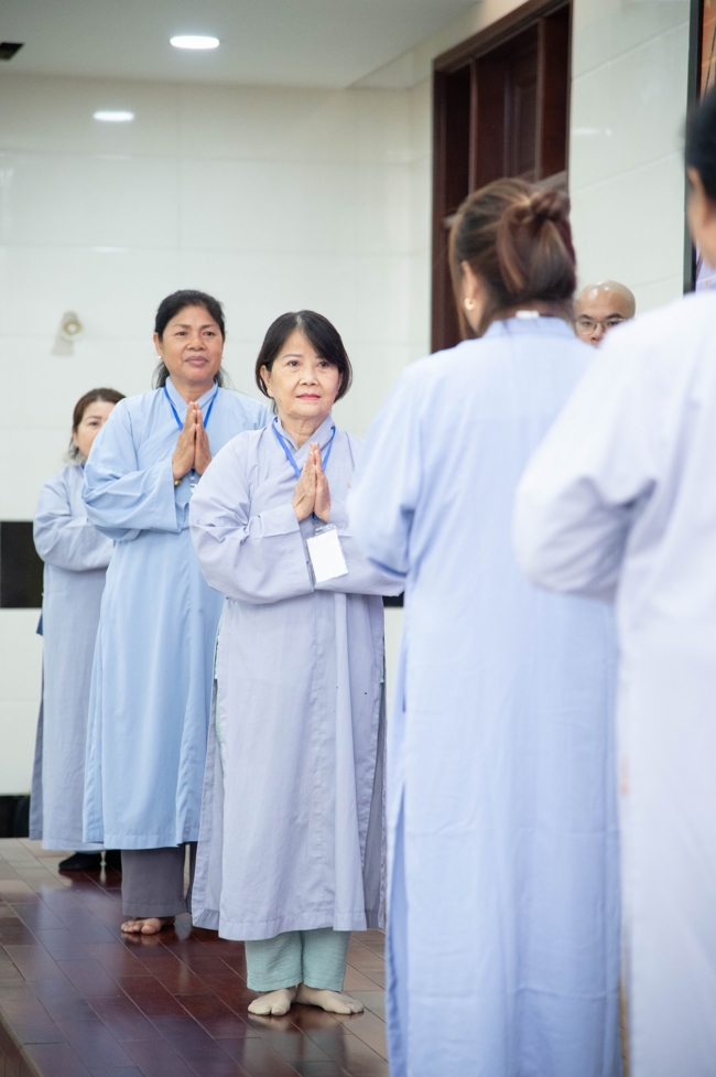 Opening the 106th Seven-Day Retreat