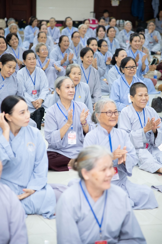 Opening the 106th Seven-Day Retreat