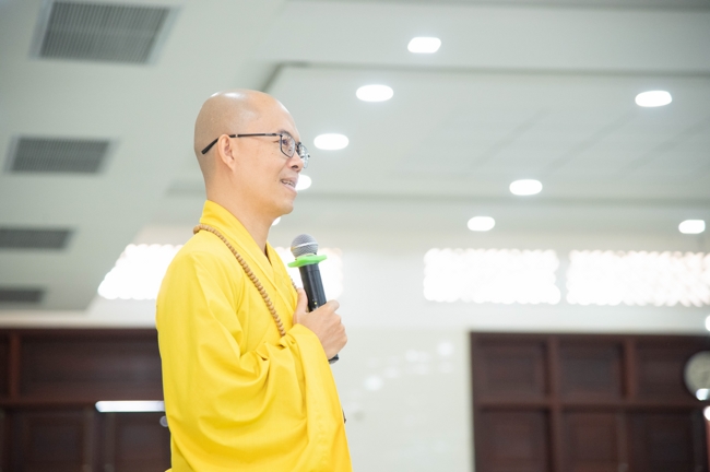 Opening the 106th Seven-Day Retreat