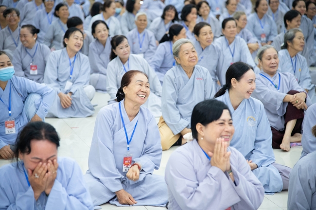 Opening the 106th Seven-Day Retreat