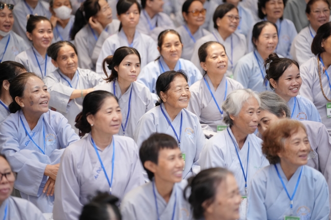 Opening the 106th Seven-Day Retreat