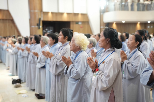 Dharma Talk “Who is the culprit?” preached by Most Thich Giac Dang – The 106th Seven-Day Retreat