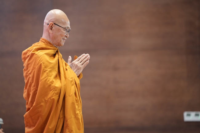 Dharma Talk “Who is the culprit?” preached by Most Thich Giac Dang – The 106th Seven-Day Retreat