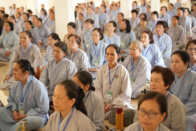 Dharma Talk “Who is the culprit?” preached by Most Thich Giac Dang – The 106th Seven-Day Retreat