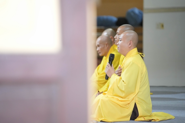 Dharma Talk “Who is the culprit?” preached by Most Thich Giac Dang – The 106th Seven-Day Retreat