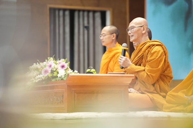 Dharma Talk “Who is the culprit?” preached by Most Thich Giac Dang – The 106th Seven-Day Retreat
