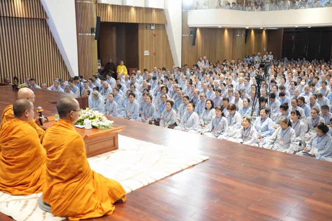 Dharma Talk “Who is the culprit?” preached by Most Thich Giac Dang – The 106th Seven-Day Retreat