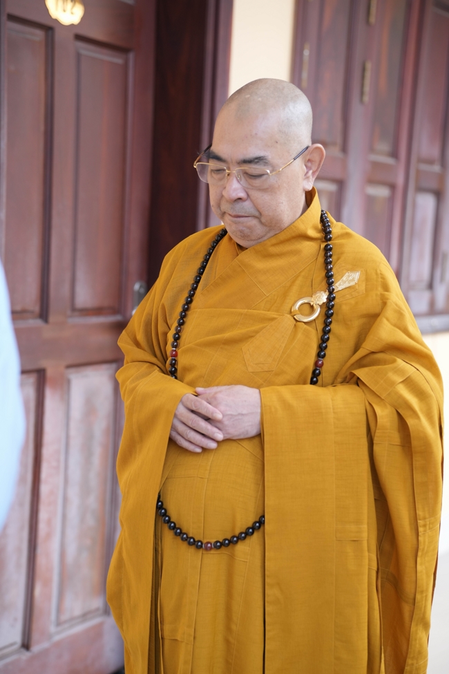 Dharma talk Ullambana chorus preached by Most Thich Minh Thanh in the 106th Seven-day Retreat