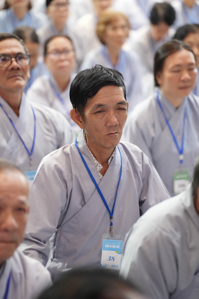 Dharma talk Ullambana chorus preached by Most Thich Minh Thanh in the 106th Seven-day Retreat