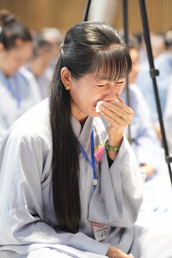 Dharma talk Ullambana chorus preached by Most Thich Minh Thanh in the 106th Seven-day Retreat