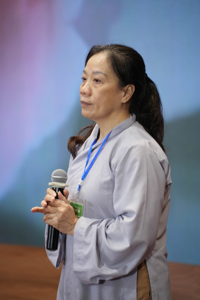 Dharma talk Ullambana chorus preached by Most Thich Minh Thanh in the 106th Seven-day Retreat