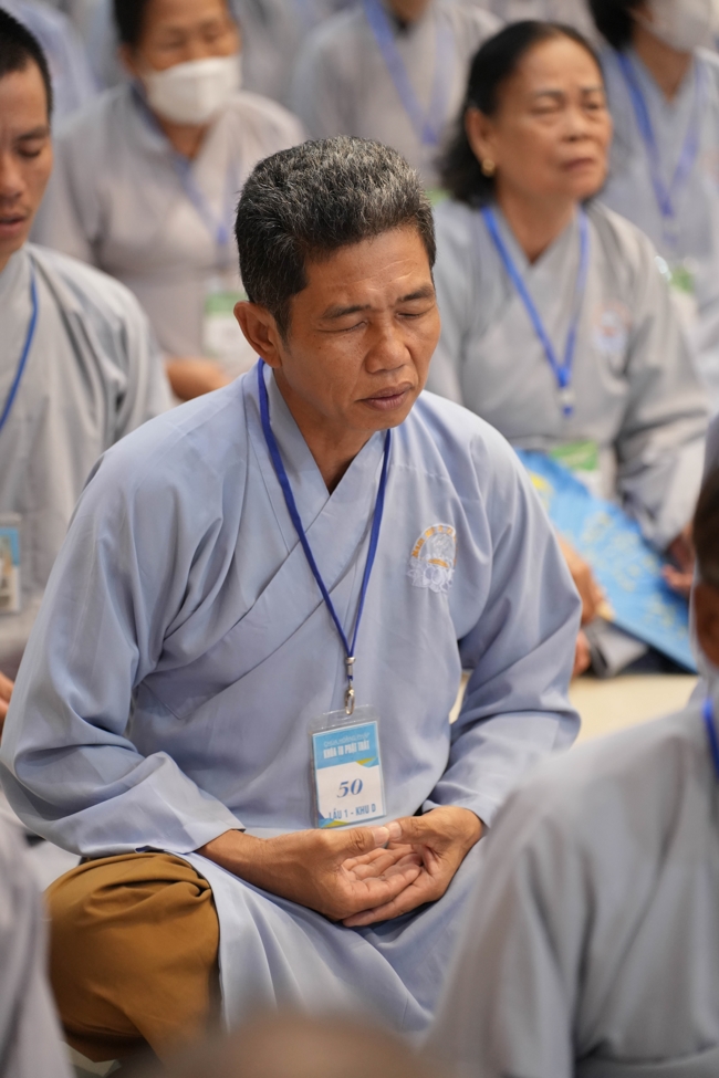 Dharma talk Ullambana chorus preached by Most Thich Minh Thanh in the 106th Seven-day Retreat