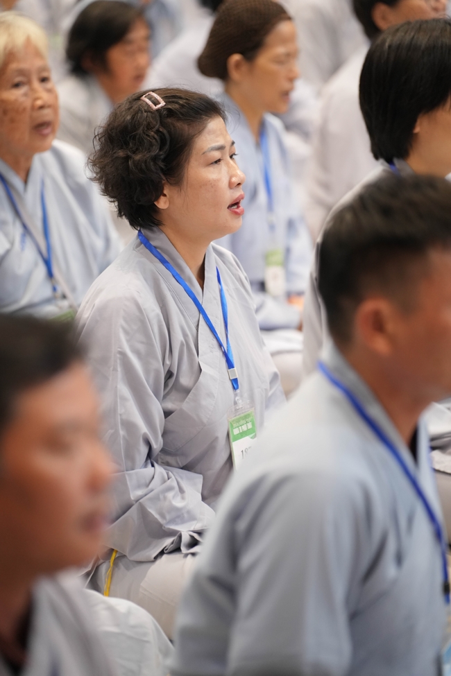 Dharma talk Ullambana chorus preached by Most Thich Minh Thanh in the 106th Seven-day Retreat