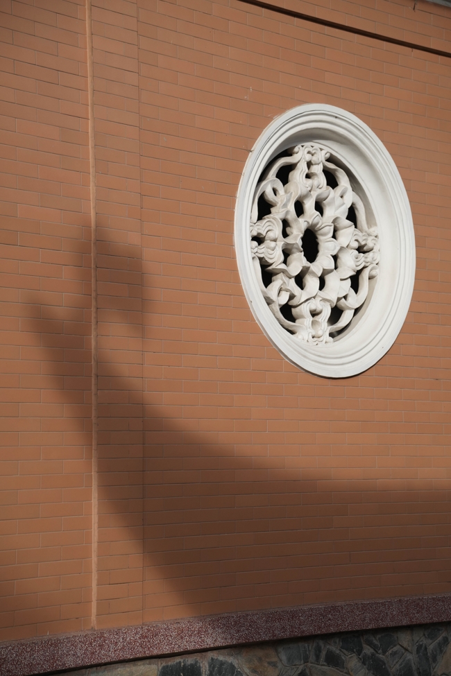 Dharma talk Learn to live happily preaching by Nun Thich Nu Nhu Lan in the 106th Seven-day Retreat