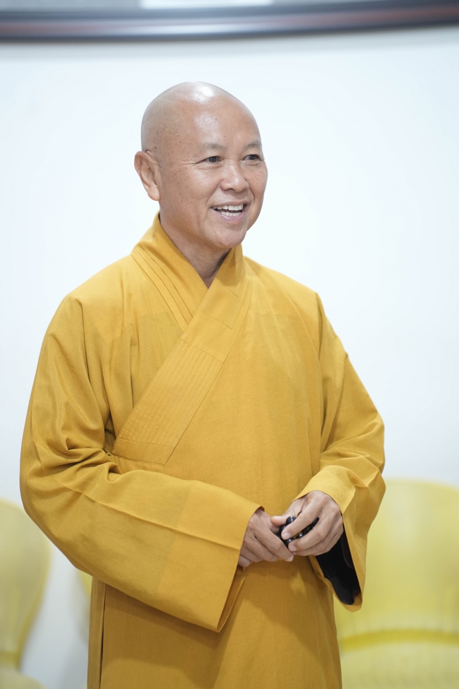 Dharma talk All sorrows disappearing thanks to the Buddha name recitations - Senior Thich Tri Hue in the 106th Seven-day Retreat