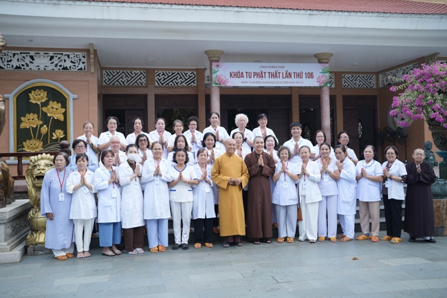 Dharma talk All sorrows disappearing thanks to the Buddha name recitations - Senior Thich Tri Hue in the 106th Seven-day Retreat