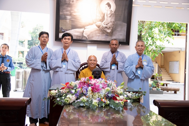 Dharma talk All sorrows disappearing thanks to the Buddha name recitations - Senior Thich Tri Hue in the 106th Seven-day Retreat