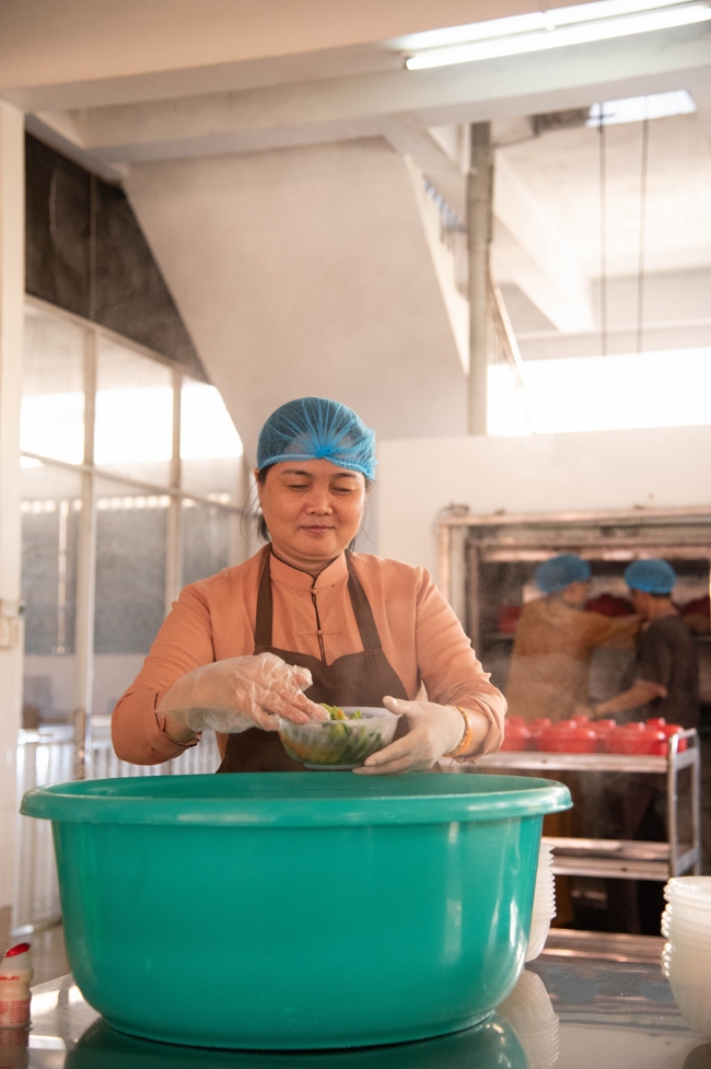 Dharma talk All sorrows disappearing thanks to the Buddha name recitations - Senior Thich Tri Hue in the 106th Seven-day Retreat