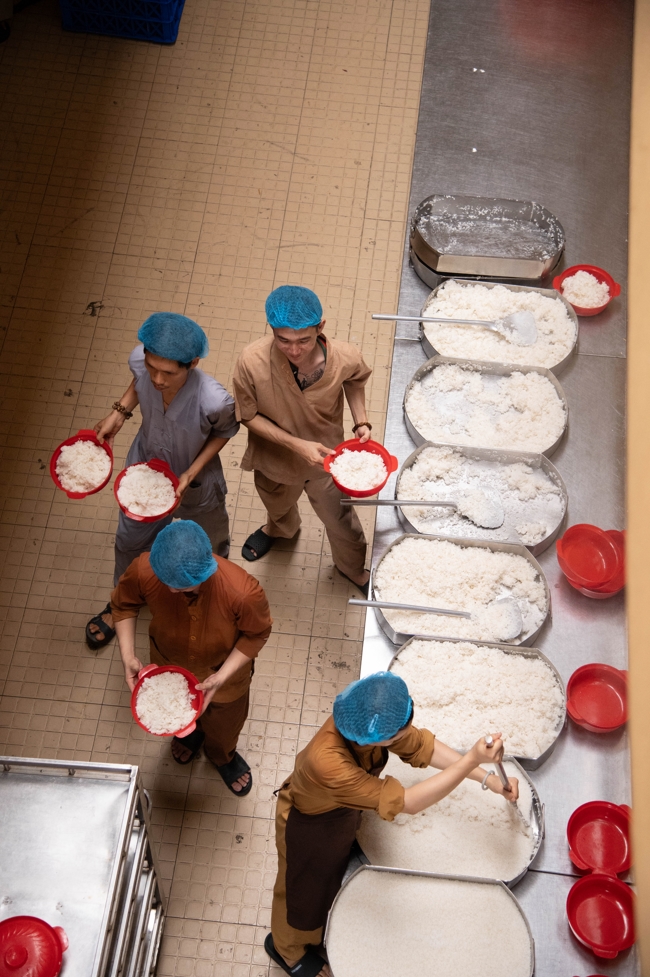 Dharma talk All sorrows disappearing thanks to the Buddha name recitations - Senior Thich Tri Hue in the 106th Seven-day Retreat