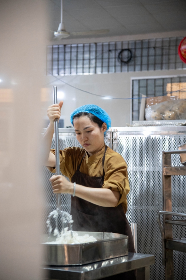 Dharma talk All sorrows disappearing thanks to the Buddha name recitations - Senior Thich Tri Hue in the 106th Seven-day Retreat