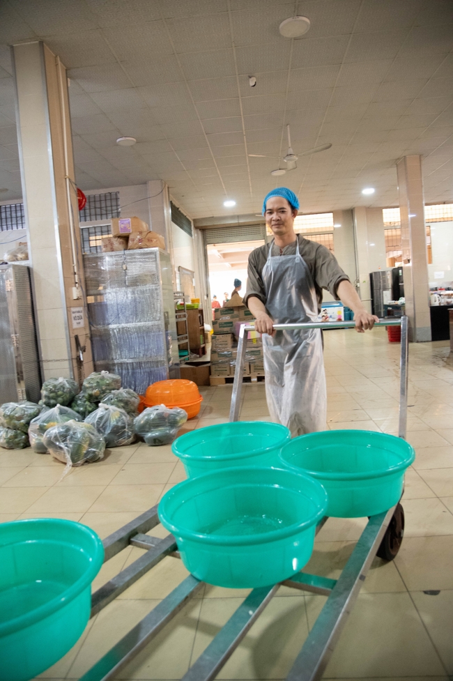 Dharma talk All sorrows disappearing thanks to the Buddha name recitations - Senior Thich Tri Hue in the 106th Seven-day Retreat