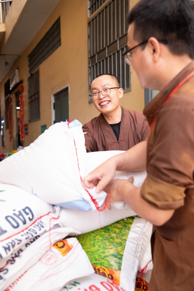 Dharma talk All sorrows disappearing thanks to the Buddha name recitations - Senior Thich Tri Hue in the 106th Seven-day Retreat
