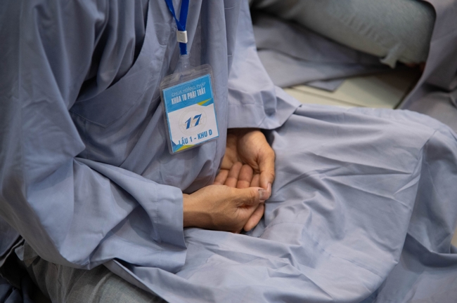 Dharma talk All sorrows disappearing thanks to the Buddha name recitations - Senior Thich Tri Hue in the 106th Seven-day Retreat