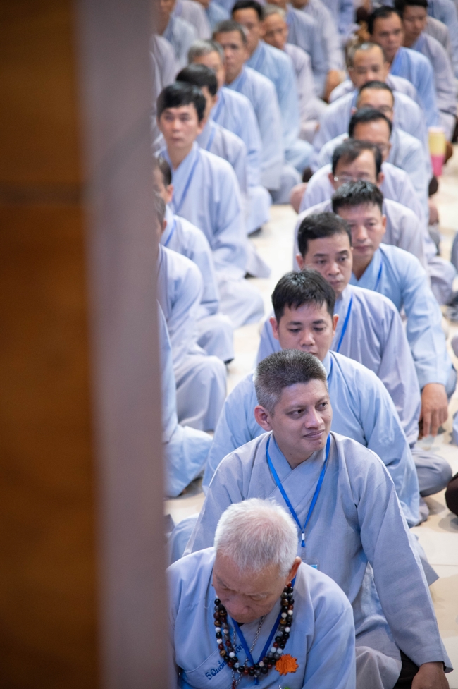 Dharma talk All sorrows disappearing thanks to the Buddha name recitations - Senior Thich Tri Hue in the 106th Seven-day Retreat