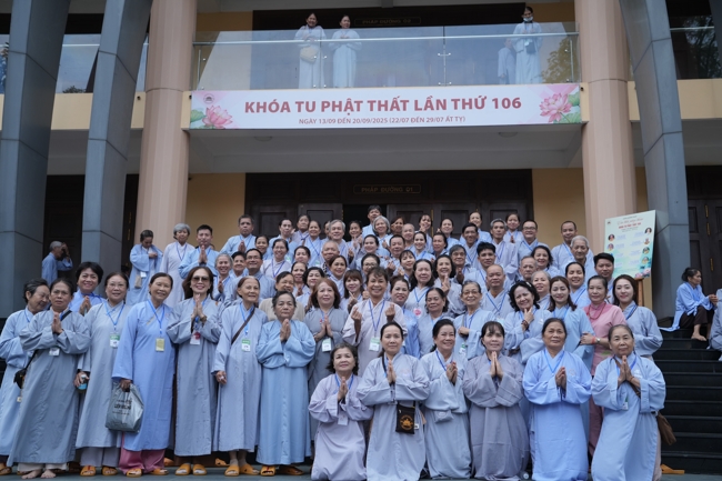 Dharma talk Peace - the path we are going on - Senior Thich Quang Thien in the 106th Seven-Day Retreat