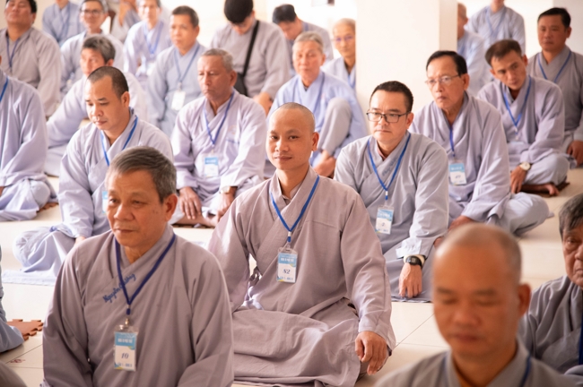 Dharma talk Peace - the path we are going on - Senior Thich Quang Thien in the 106th Seven-Day Retreat
