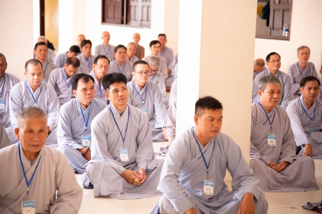 Dharma talk Peace - the path we are going on - Senior Thich Quang Thien in the 106th Seven-Day Retreat