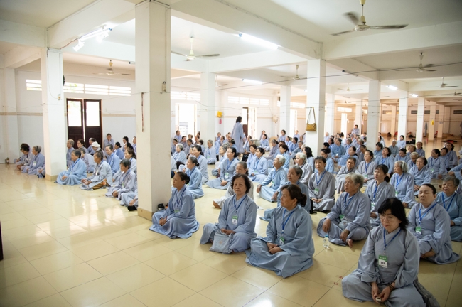 Dharma talk Peace - the path we are going on - Senior Thich Quang Thien in the 106th Seven-Day Retreat