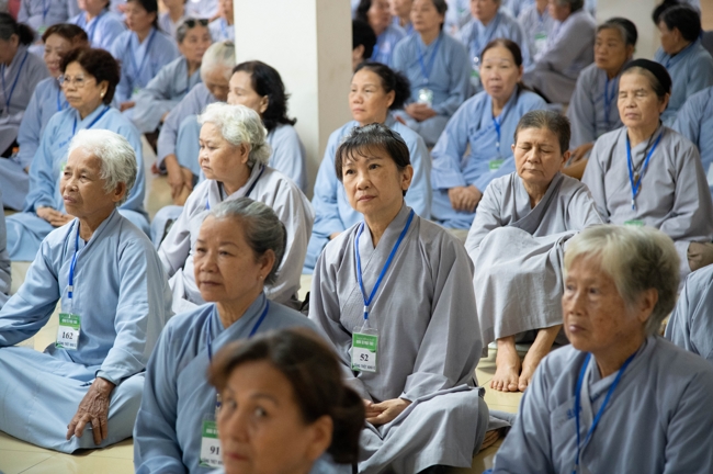 Dharma talk Peace - the path we are going on - Senior Thich Quang Thien in the 106th Seven-Day Retreat