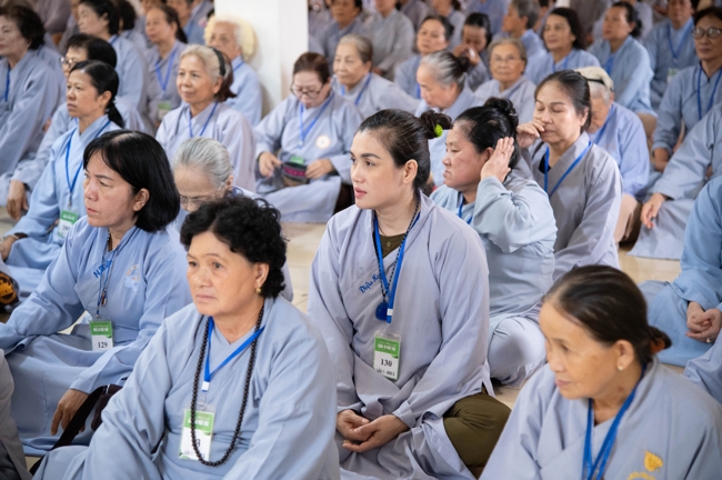 Dharma talk Peace - the path we are going on - Senior Thich Quang Thien in the 106th Seven-Day Retreat