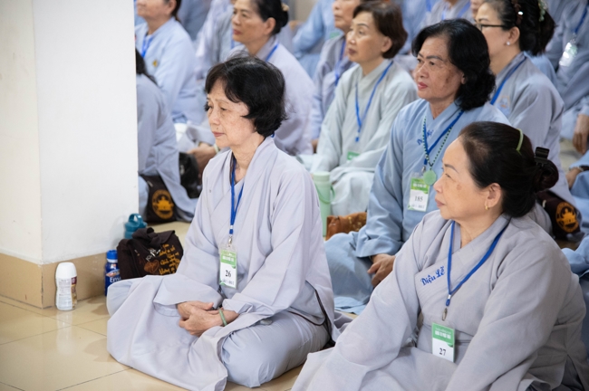 Dharma talk Peace - the path we are going on - Senior Thich Quang Thien in the 106th Seven-Day Retreat